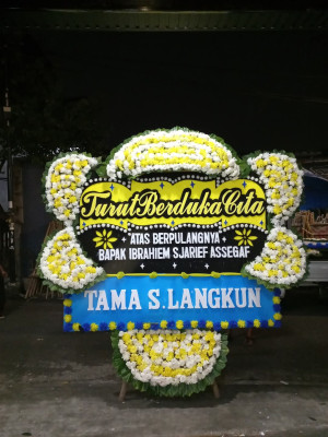 Papan Bunga Duka di Siempat Rube